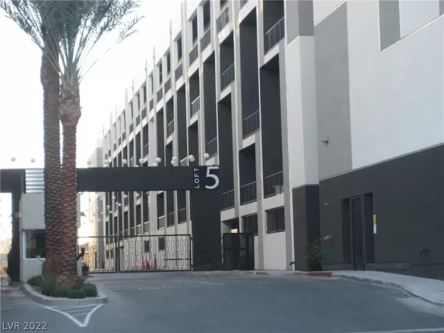 MLS: 2442048 Condo For Sale