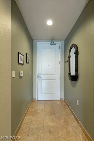 Photo #1: 2442085 Listing 