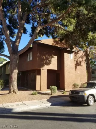 Photo #1: 2442121 Listing 