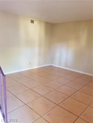 Photo #6: 2442121 Listing 