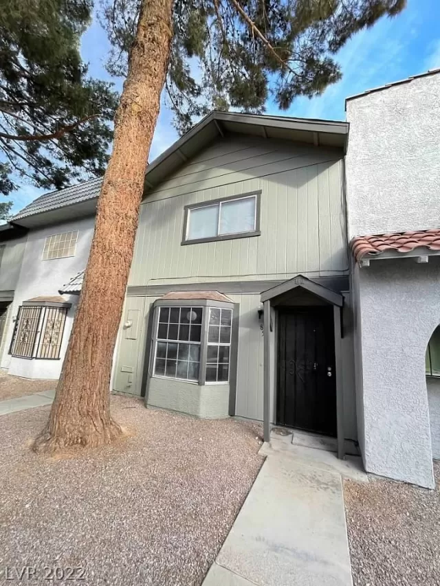 MLS: 2442150 Condo For Sale