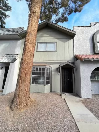 Photo #4: 2442150 Listing 