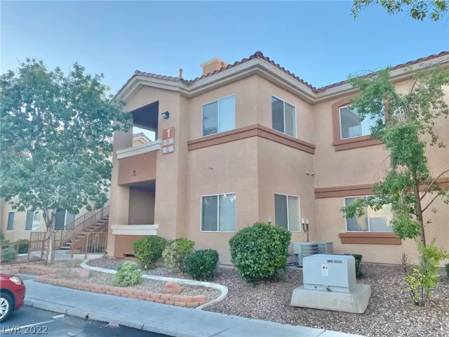 MLS: 2442171 Condo For Sale