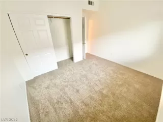Photo #5: 2442171 Listing 