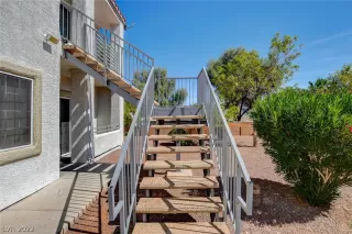 Photo #1: 2442205 Listing