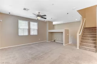 Photo #3: 2442218 Listing 