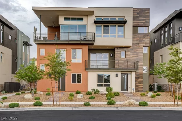 MLS: 2442224 Condo For Sale