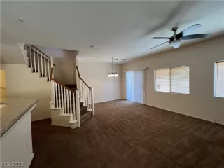 Photo #3: 2442231 Listing 