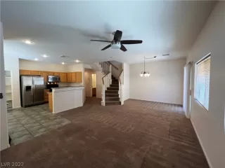 Photo #4: 2442231 Listing 