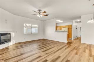 Photo #5: 2442242 Listing 