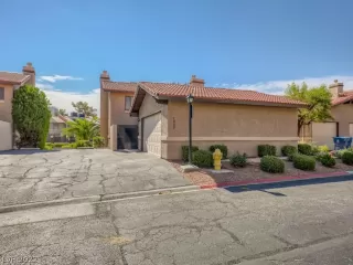 Photo #1: 2442359 Listing 