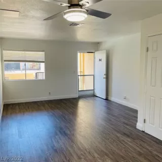 Photo #2: 2442428 Listing