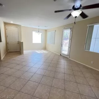 Photo #5: 2442524 Listing 