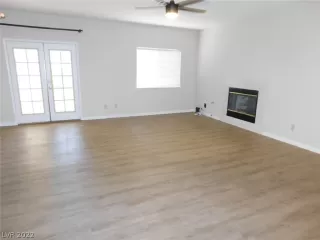 Photo #6: 2442540 Listing 