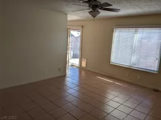 Photo #5: 2442555 Listing 