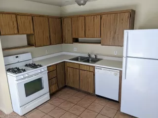 Photo #6: 2442555 Listing 