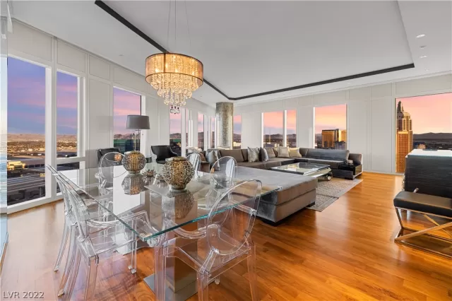 MLS: 2442564 Condo For Sale