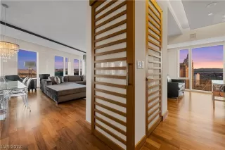 Photo #4: 2442564 Listing 