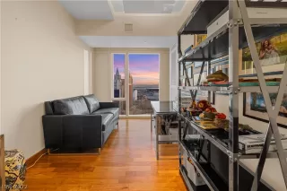 Photo #5: 2442564 Listing 