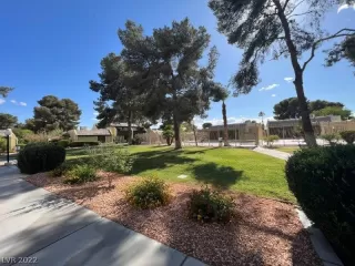 Photo #1: 2442569 Listing 