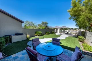 Photo #2: 2442574 Listing 