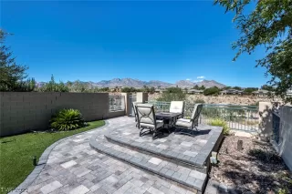 Photo #4: 2442574 Listing 