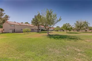 Photo #4: 2442606 Listing 