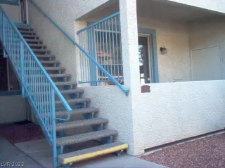 Photo #2: 2442617 Listing