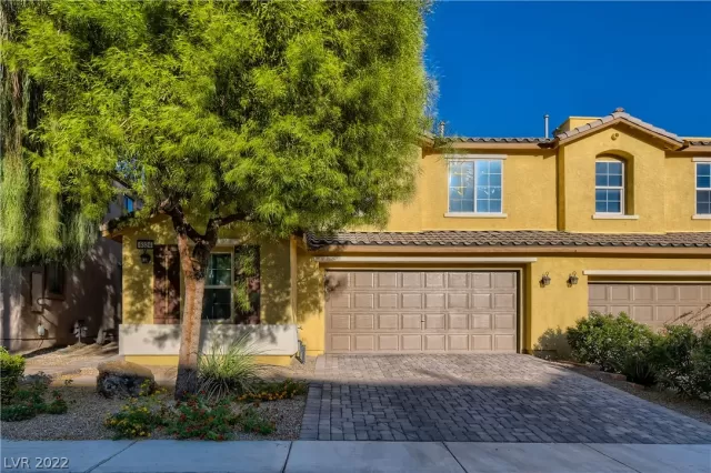 MLS: 2442661 Condo For Sale