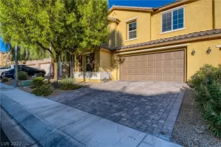 Photo #1: 2442661 Listing