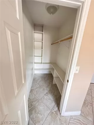 Photo #6: 2442679 Listing 