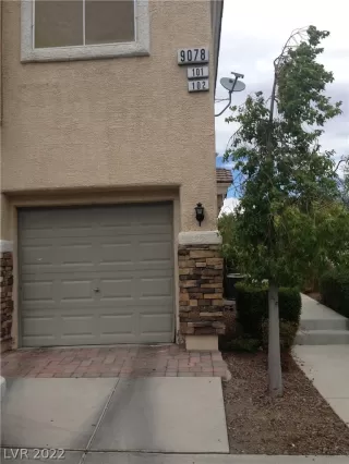 Photo #1: 2442681 Listing 