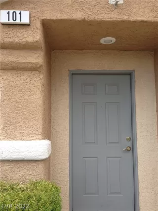 Photo #5: 2442681 Listing 