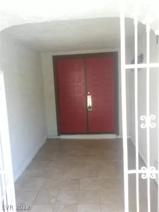 Photo #4: 2442683 Listing 