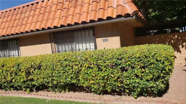 MLS: 2442686 Condo For Sale