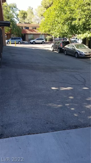 Photo #5: 2442686 Listing 