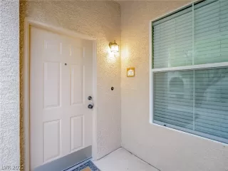 Photo #6: 2442706 Listing