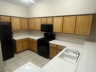Photo #1: 2442795 Listing 