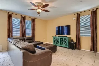 Photo #2: 2442797 Listing