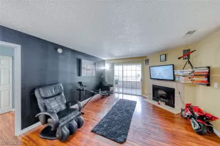 Photo #1: 2442805 Listing 