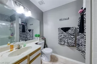 Photo #6: 2442805 Listing 