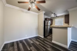 Photo #1: 2442870 Listing 