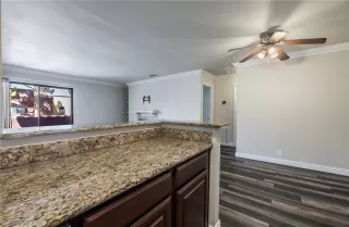 Photo #5: 2442870 Listing 