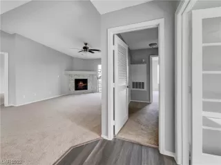 Photo #3: 2442904 Listing