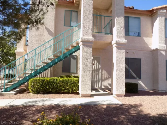 MLS: 2442924 Condo For Sale