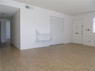 Photo #3: 2442924 Listing 