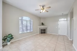 Photo #6: 2442929 Listing