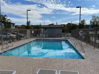 Photo #2: 2442964 Listing 