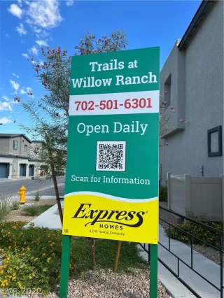 Photo #3: 2442964 Listing 