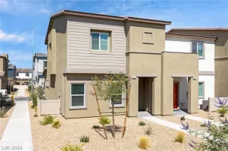 Photo #5: 2442964 Listing 